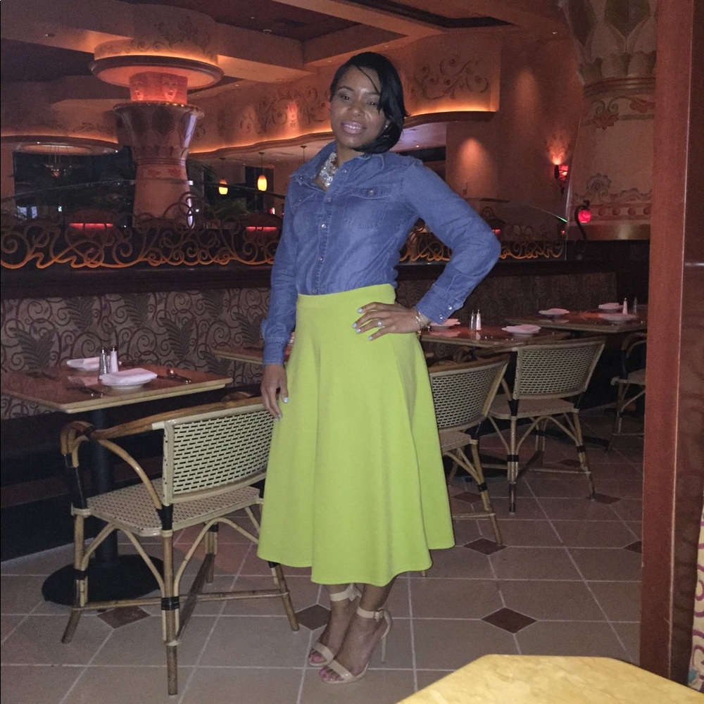 Green skirt